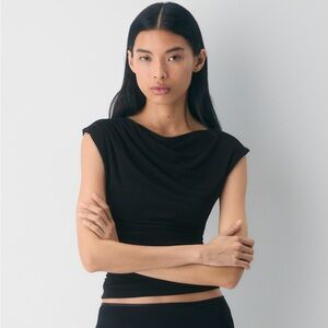 Aritzia Wilfred Smooth Matter Roxanne Top in Black Size S